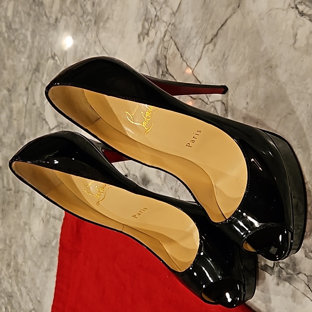 Christian Louboutin Very Priv' 120 Peep-toe Pumps